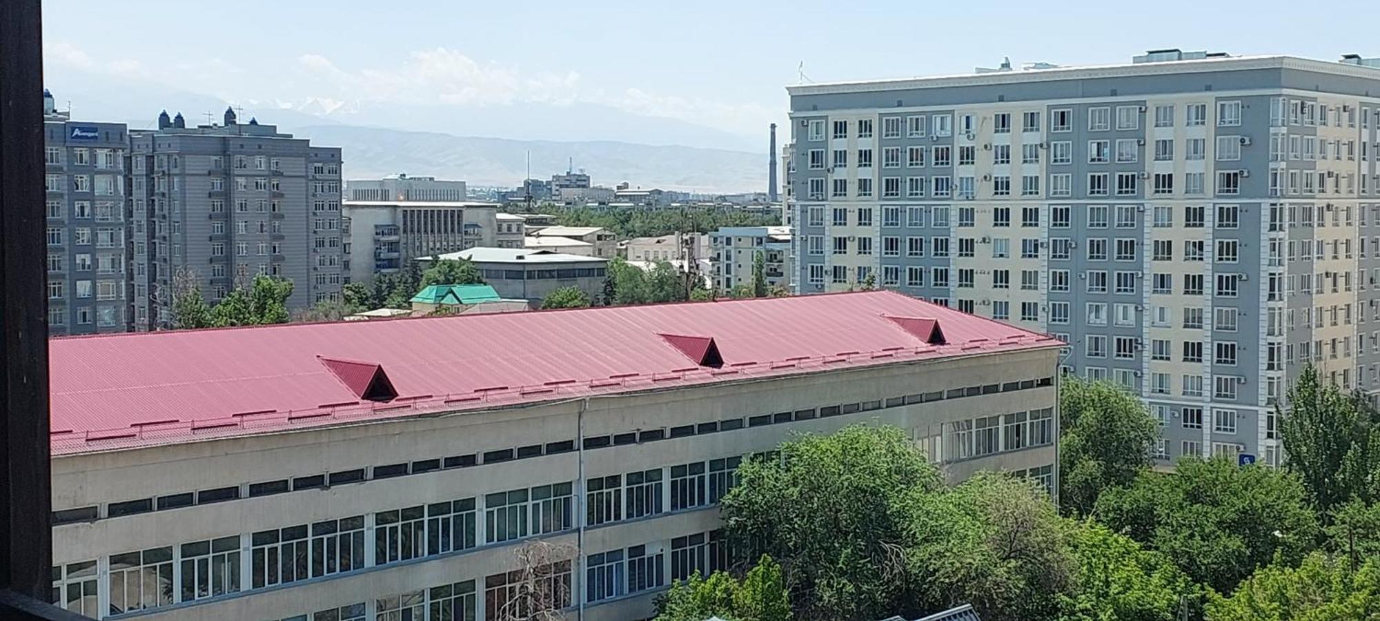 White Apartment With Panoramic View In The Center Biszkek Zewnętrze zdjęcie